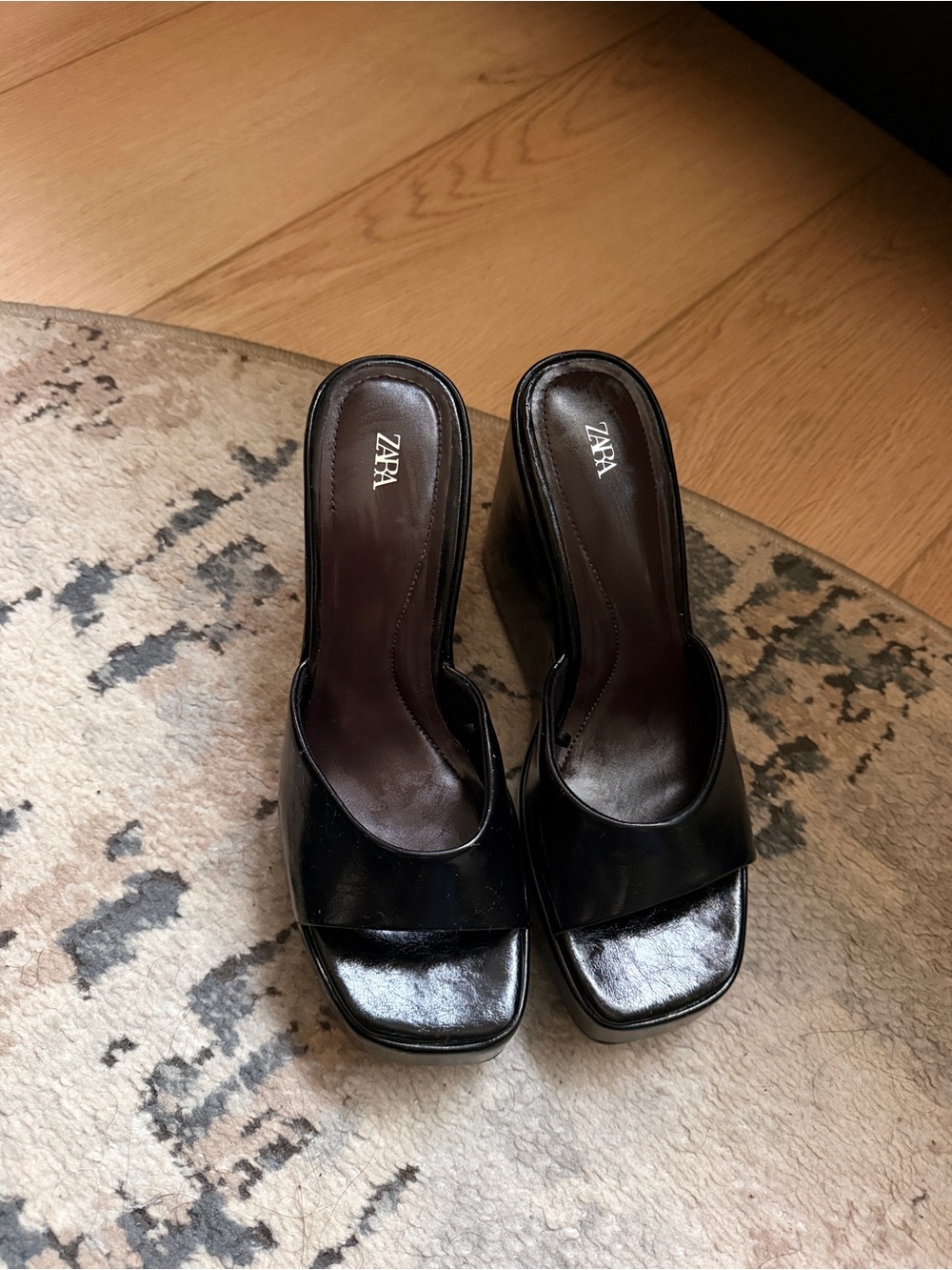 ZARA Black Patent Leather Square-Toe Slide Mules